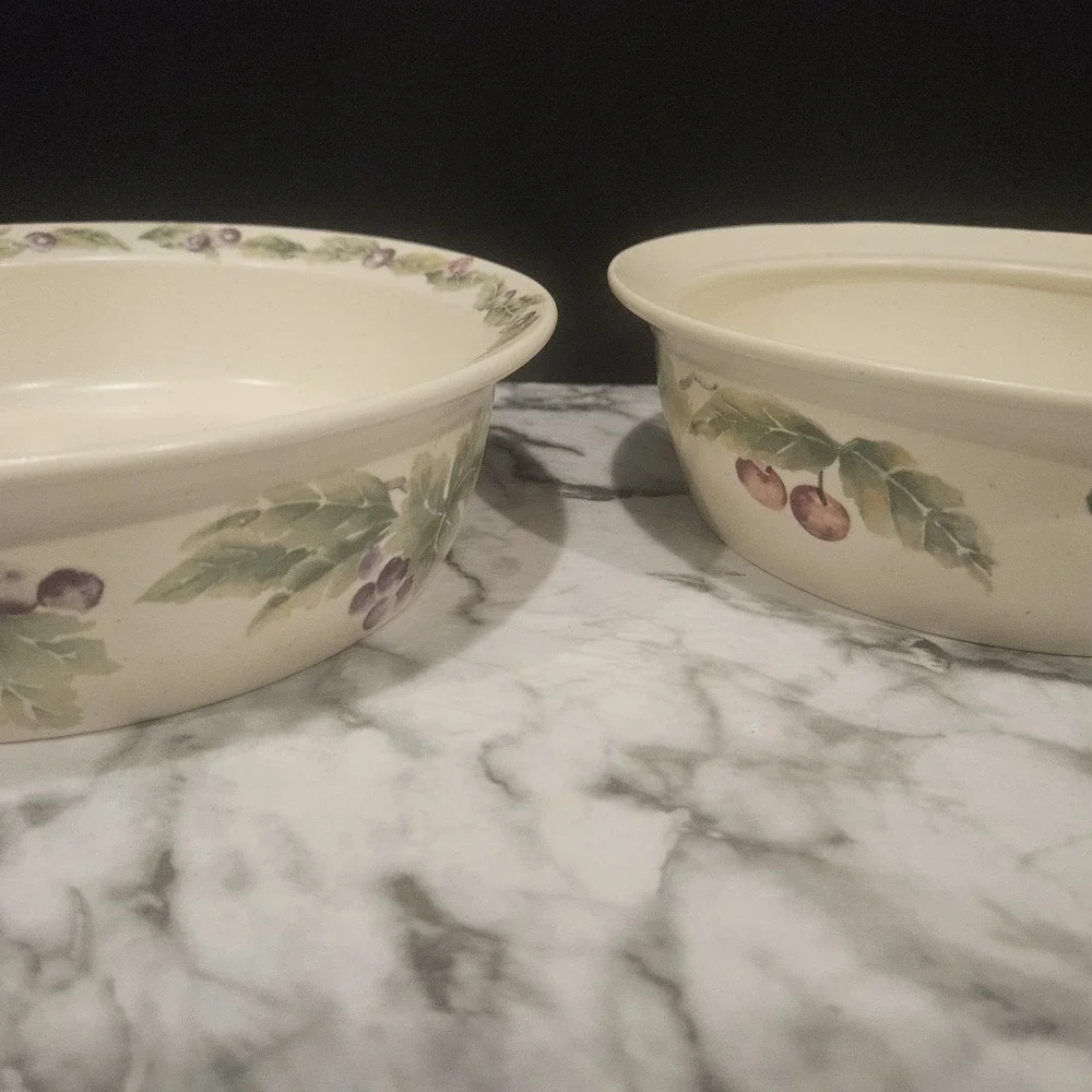 Pfaltzgraff Grapevine Stoneware Baking Dishes‎ – Set of 2, Mixed Sizes